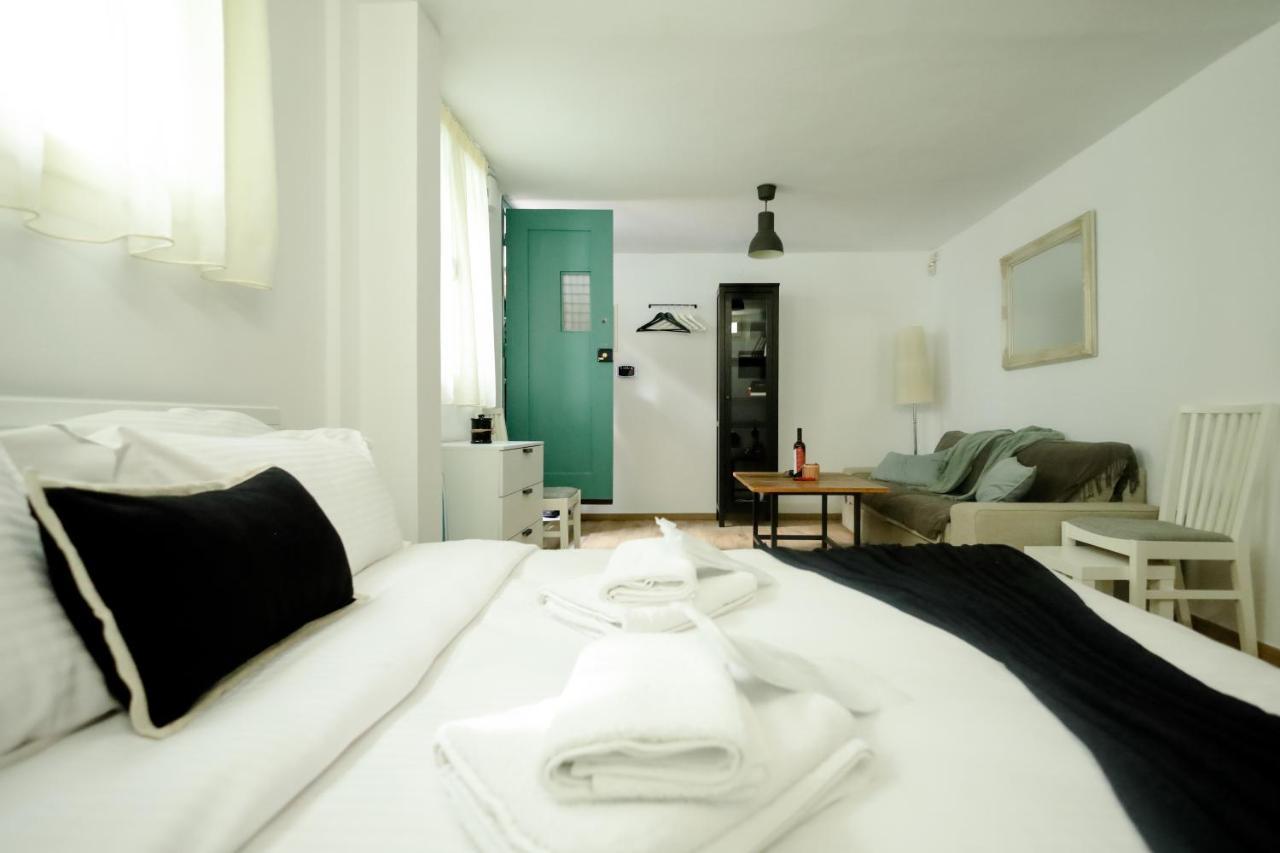 Menta Piperita Apartment Heraklion  ภายนอก รูปภาพ